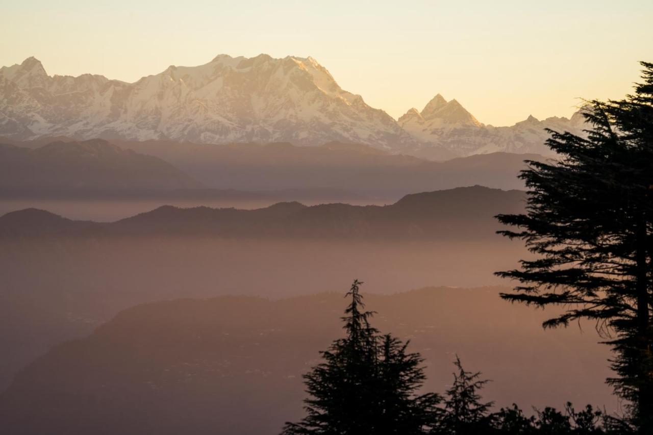 Keekoo Kanatal, Wealthinwhite Hotel ภายนอก รูปภาพ